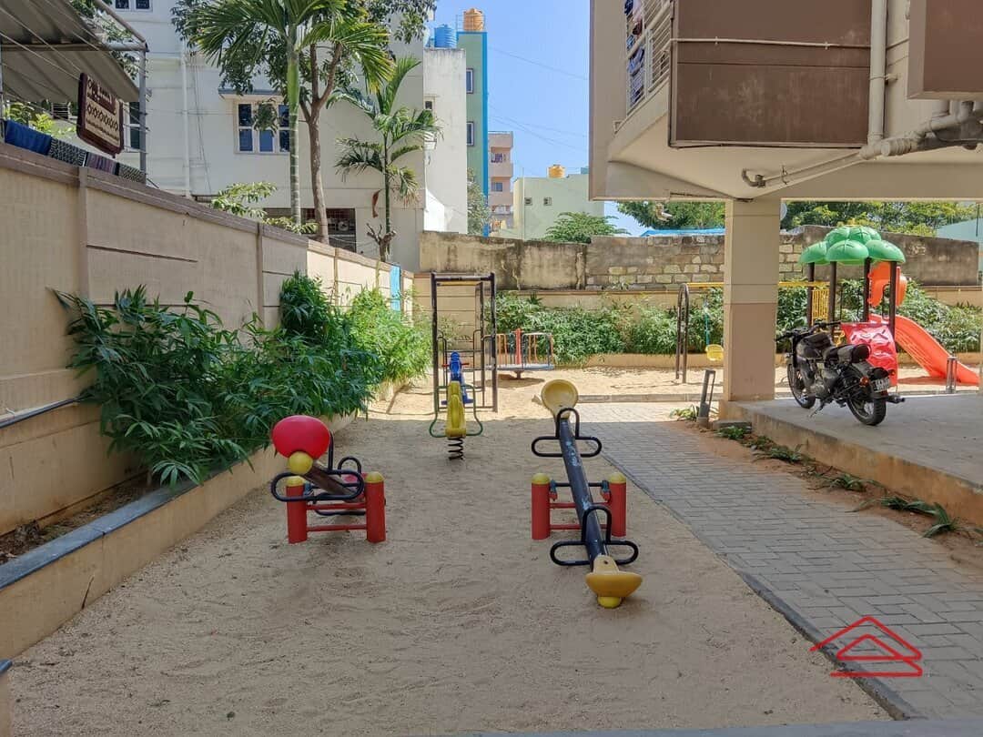 Project: KidsPlayArea