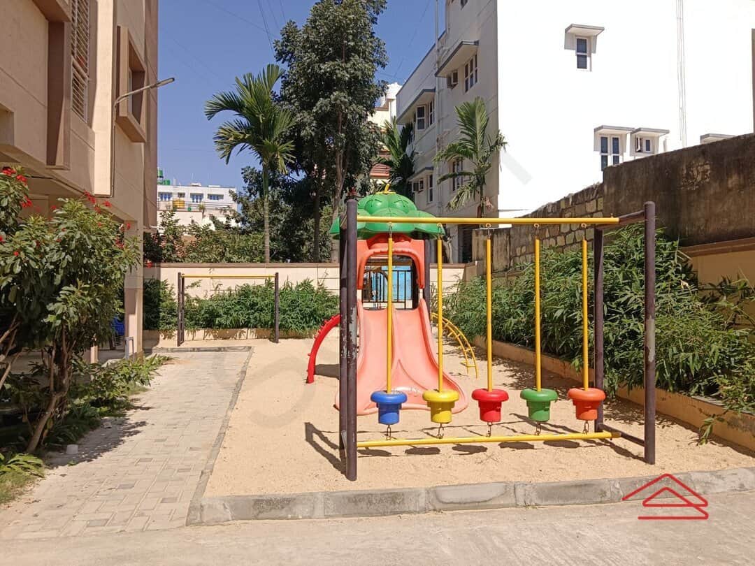 Project: KidsPlayArea