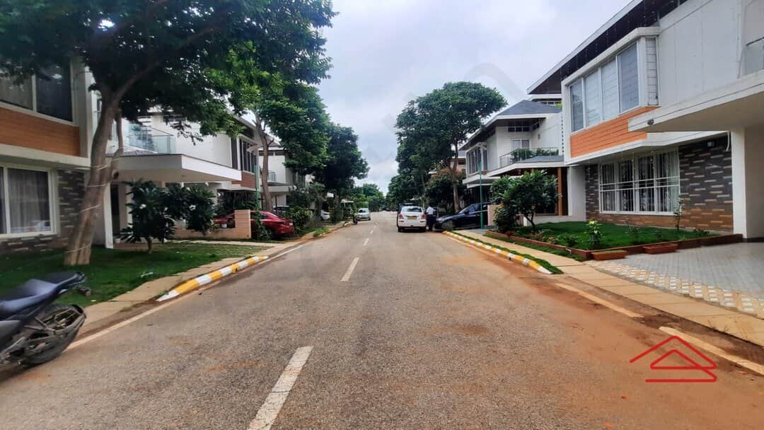 Project: ApproachRoad