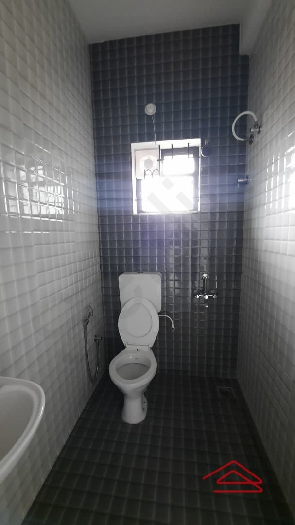 bathrooms-P7Sj.jpg