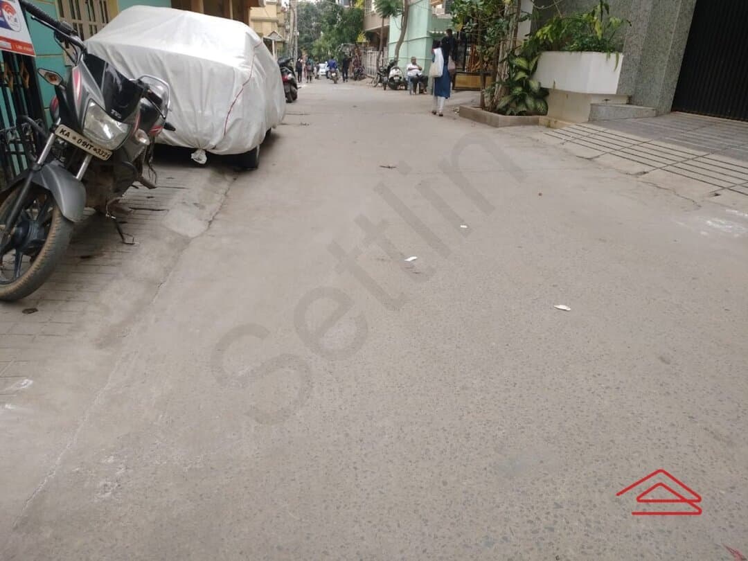 parkings-A4QM.jpg