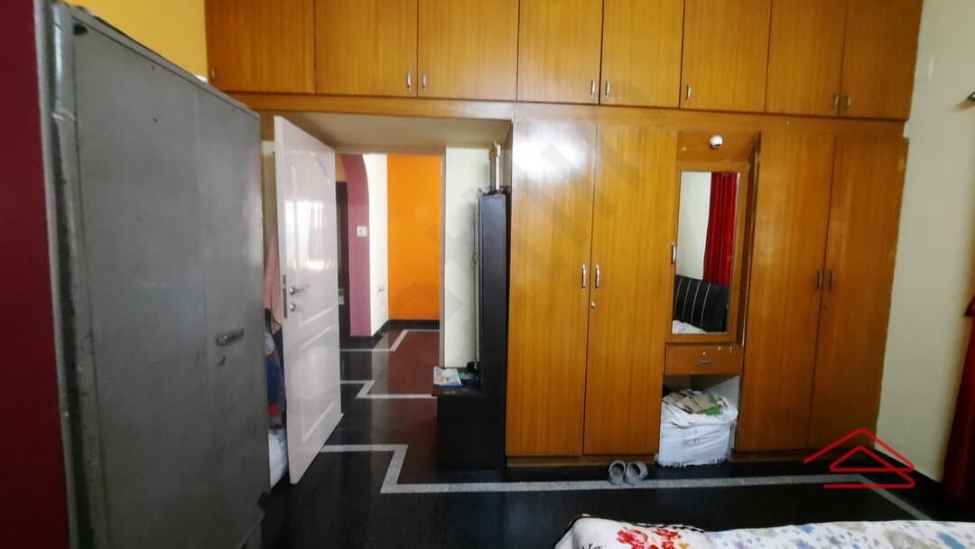 bedrooms-tg6E.jpg