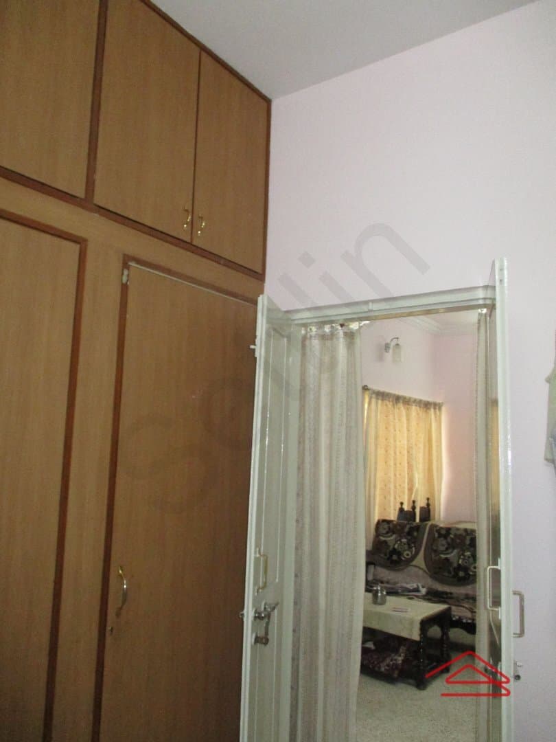 bedrooms-Gt5h.jpg