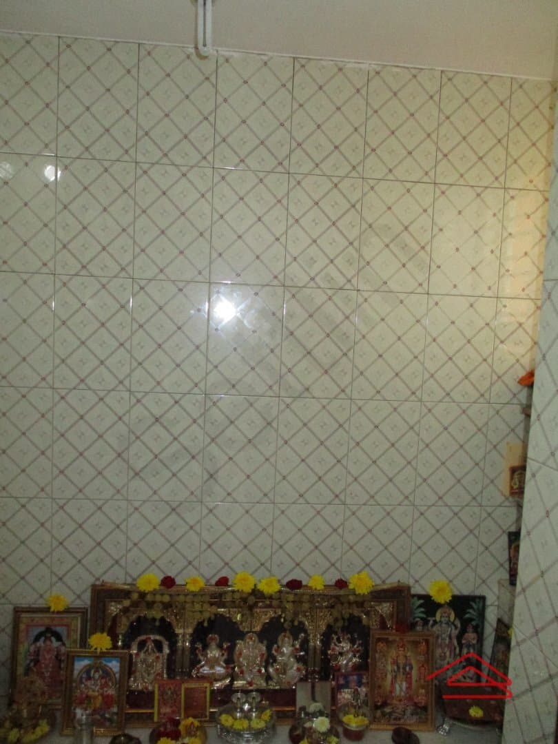 poojaRooms-4iEz.jpg