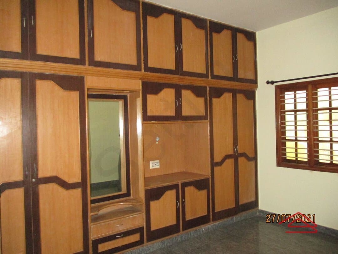 bedrooms-FtHf.jpg