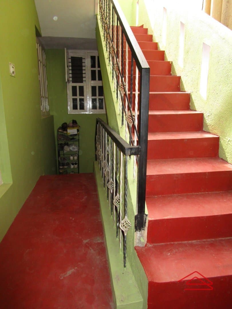 balconies-2gyh.jpg