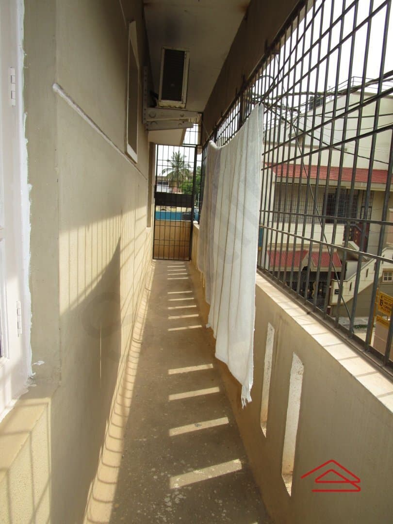 balconies-b7Nm.jpg