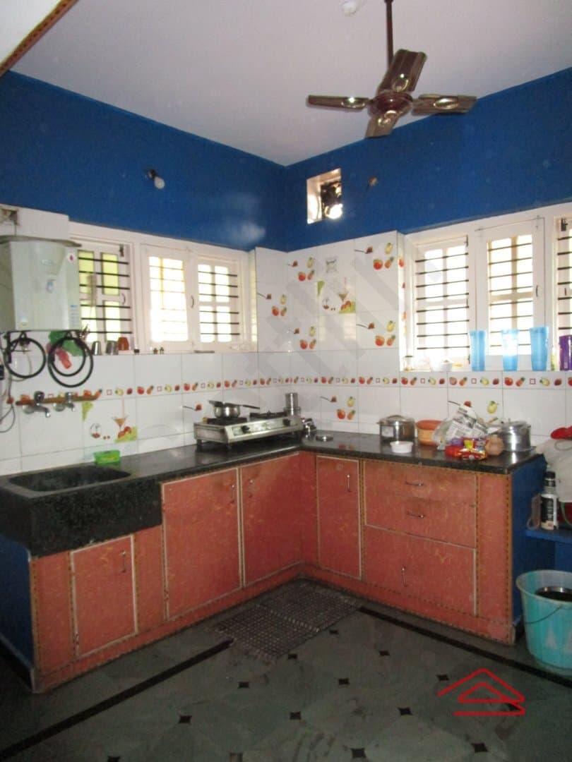kitchens-L3j5.jpg
