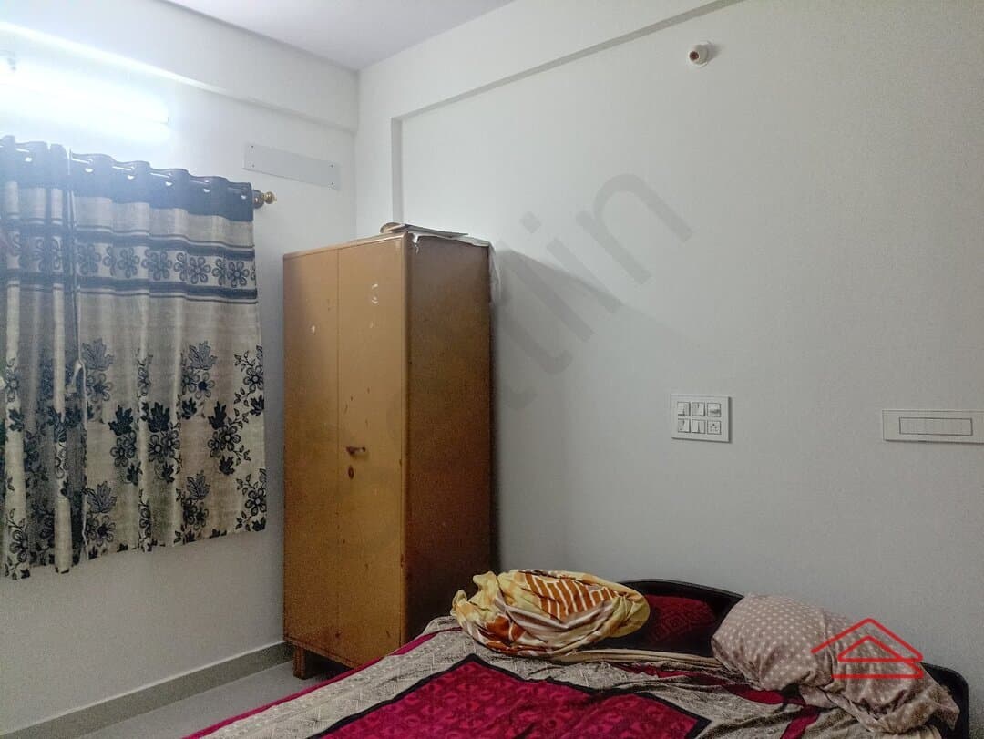 bedrooms-9Gfs.jpg