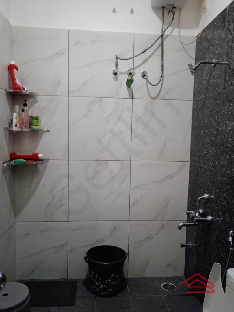 Sub Unit : bathrooms 1