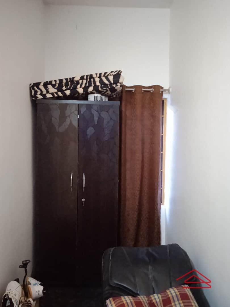 Sub Unit : bedrooms 1