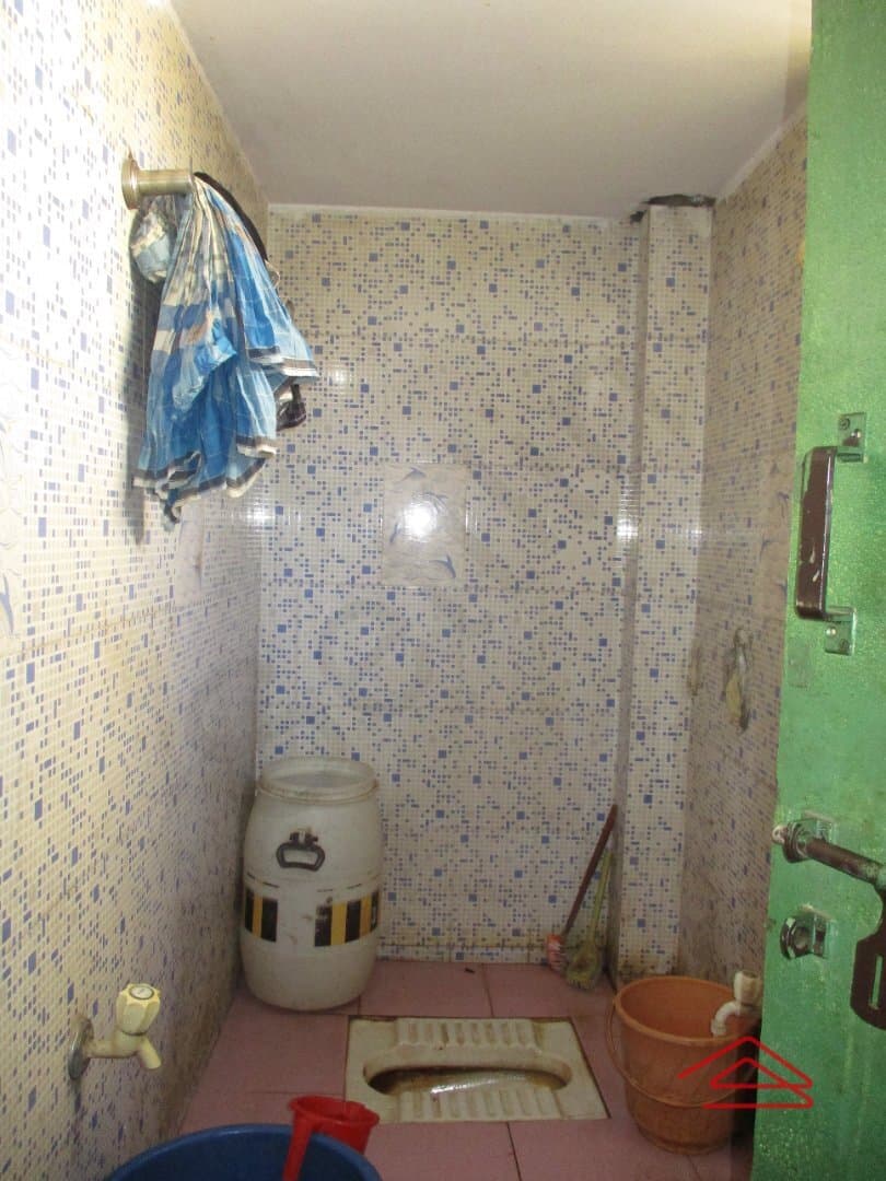 bathrooms-YGQH.jpg