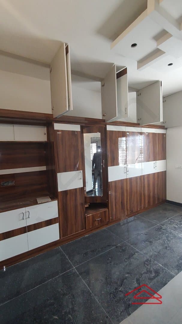 bedrooms-aGh2.jpg