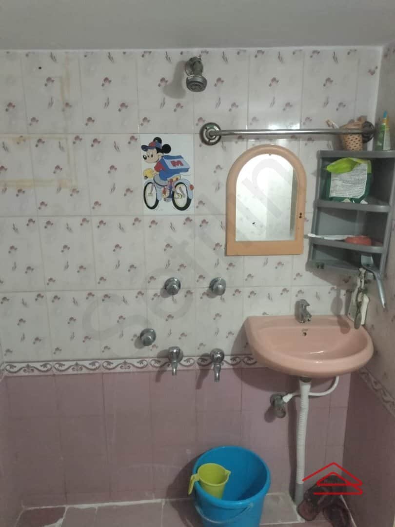 Sub Unit : bathrooms 3