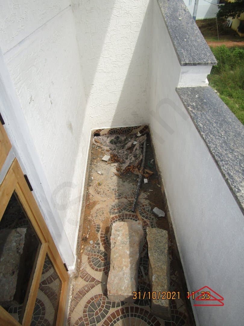 balconies-6tkW.jpg