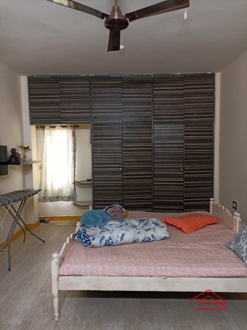 bedrooms-dwYB.jpg