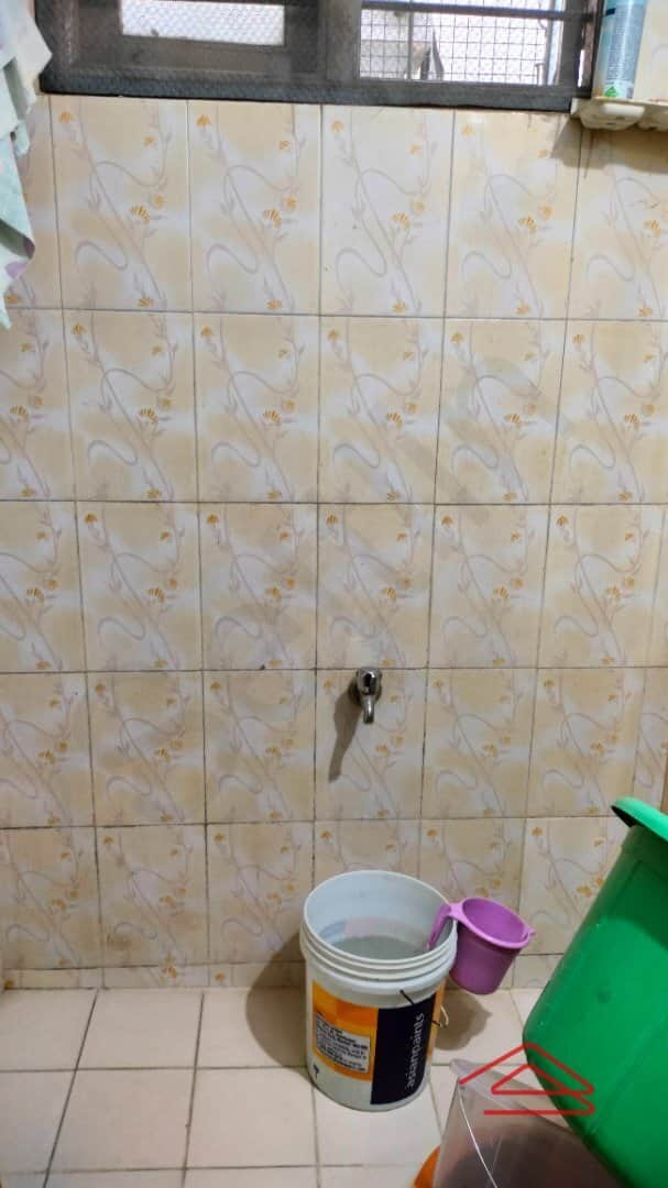 bathrooms 2