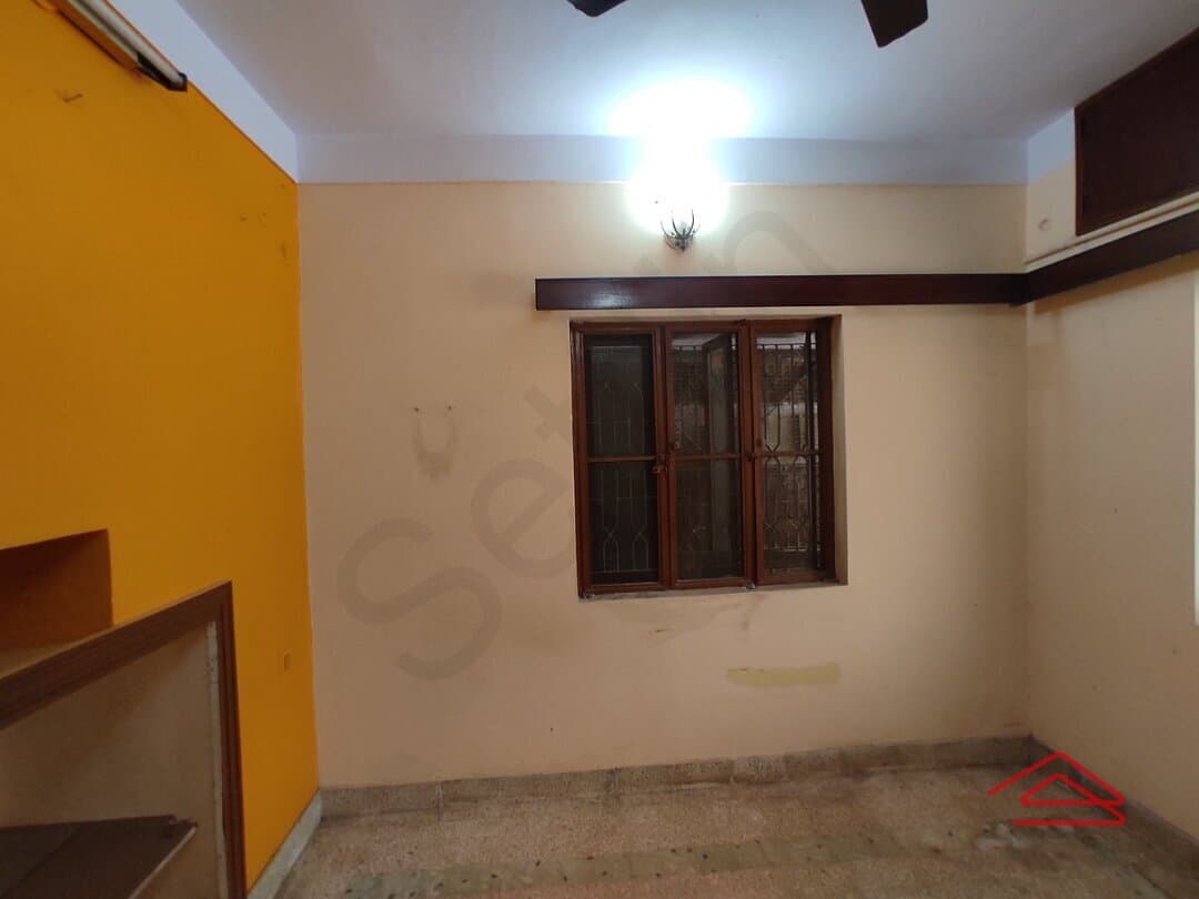 bedrooms-6CR7.jpg