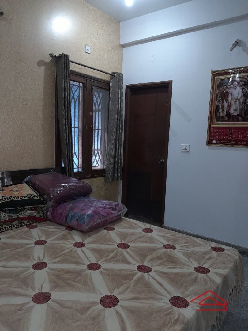 bedrooms-GyaK.jpg