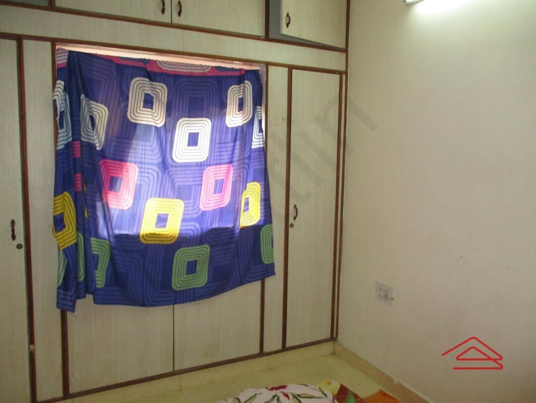 bedrooms-eFC4.jpg