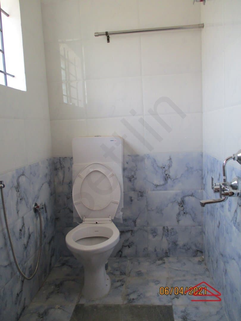 bathrooms-vun5.jpg