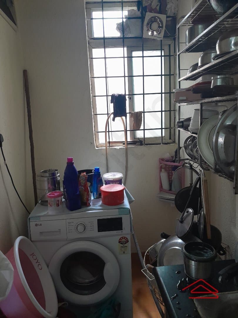 Kitchen 1