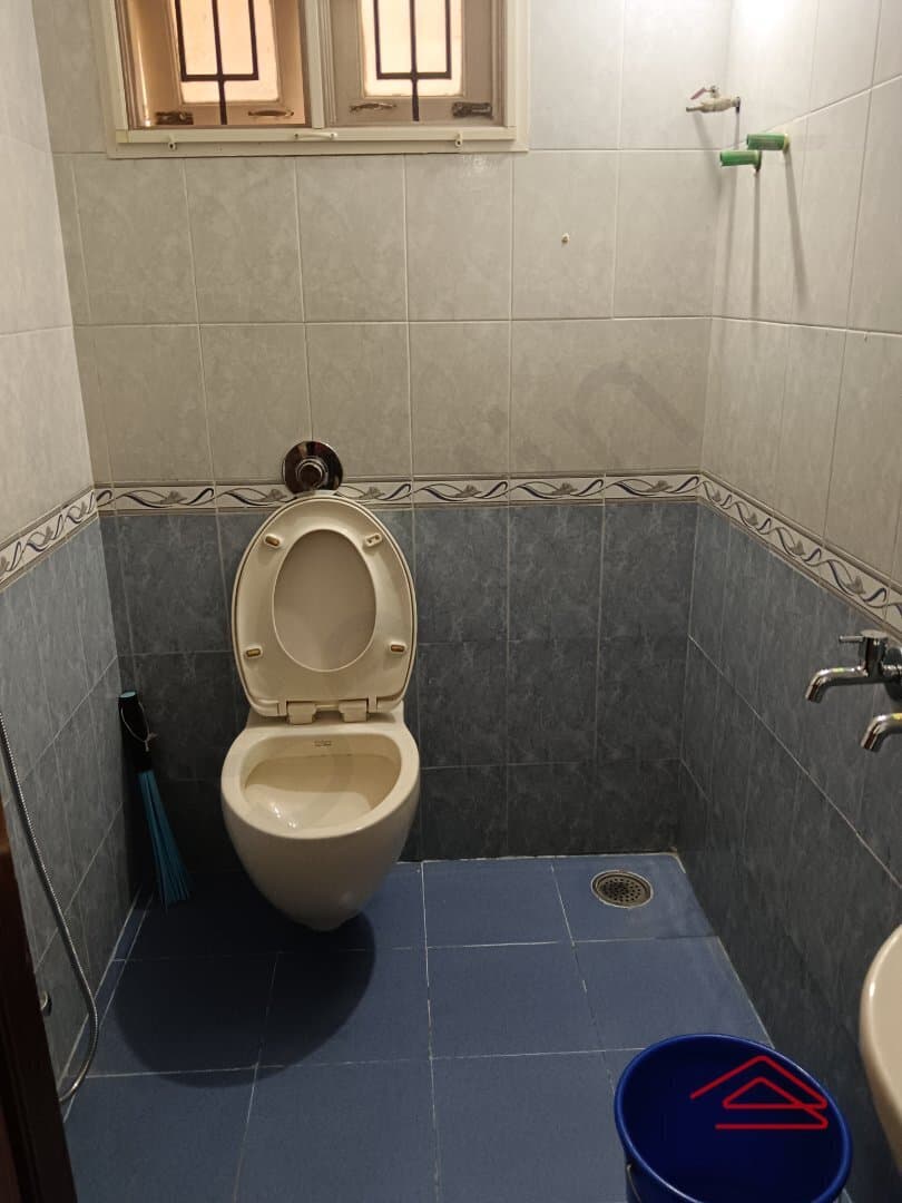 bathrooms-EWW4.jpg