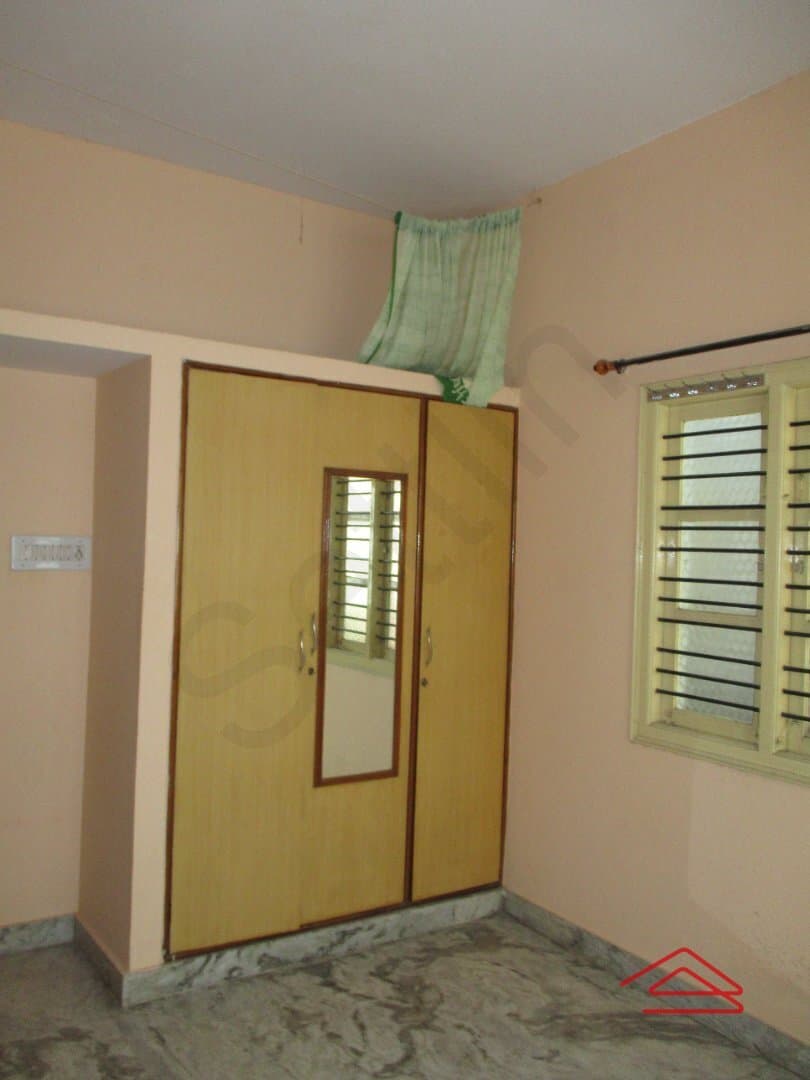 bedrooms-AMgJ.jpg