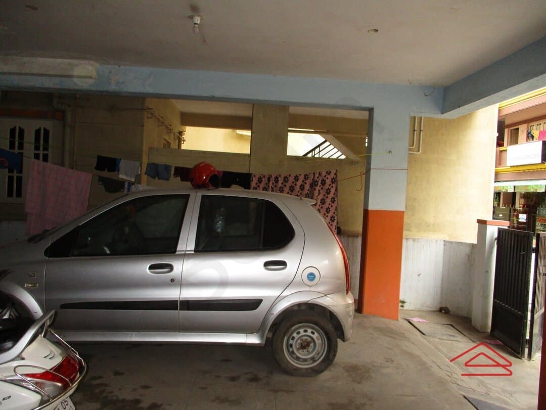 parkings-wYu8.jpg
