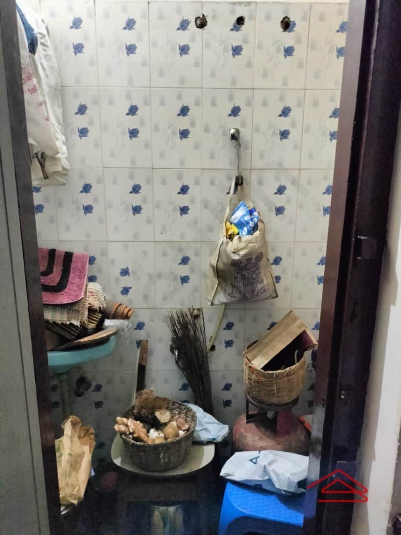 Sub Unit : storeRooms 1