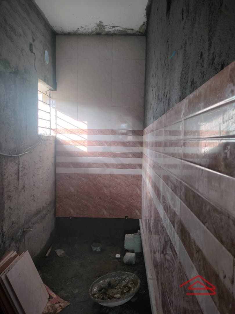 bathrooms-tnaF.jpg