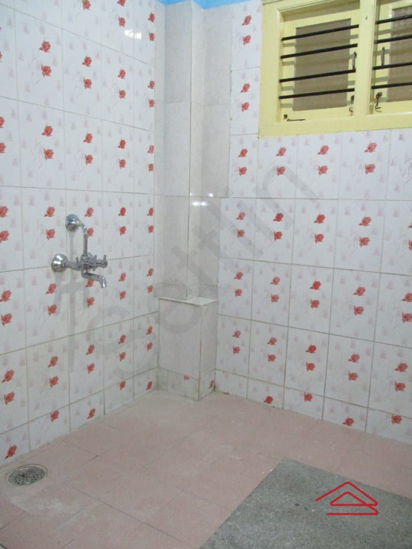 bathrooms-iJmF.jpg