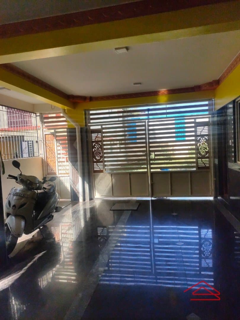 parkings-Bk4M.jpg