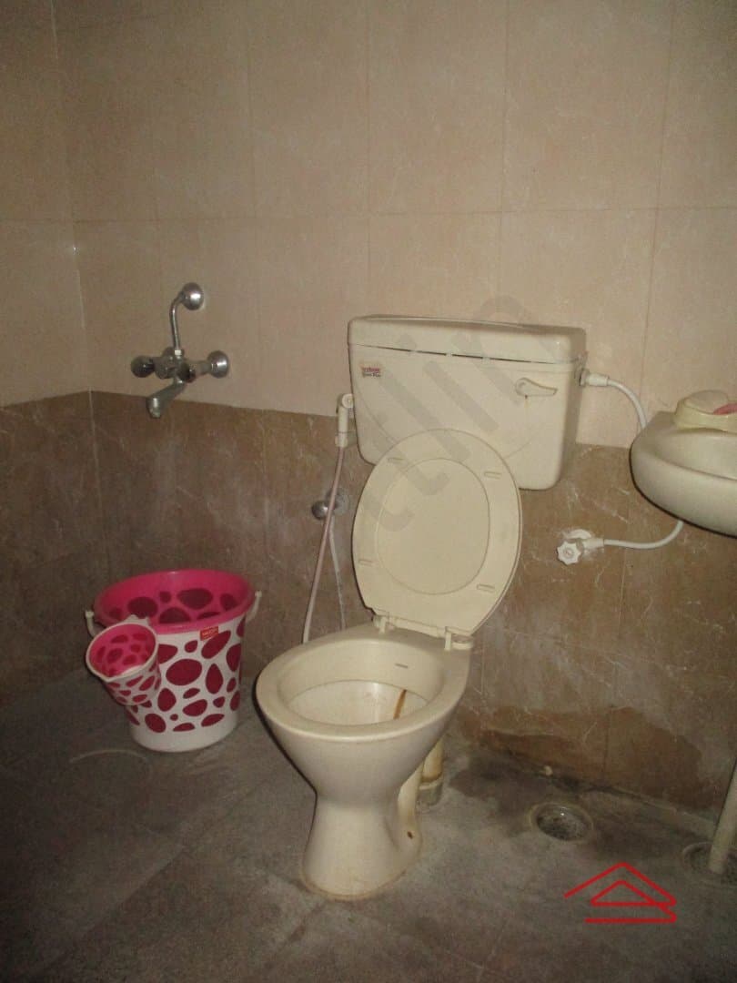bathrooms-pTSP.jpg