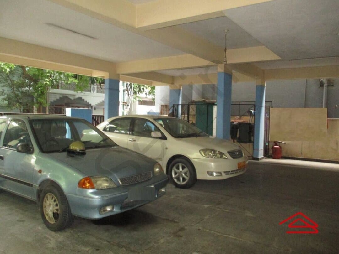 parkings-WyAf.jpg