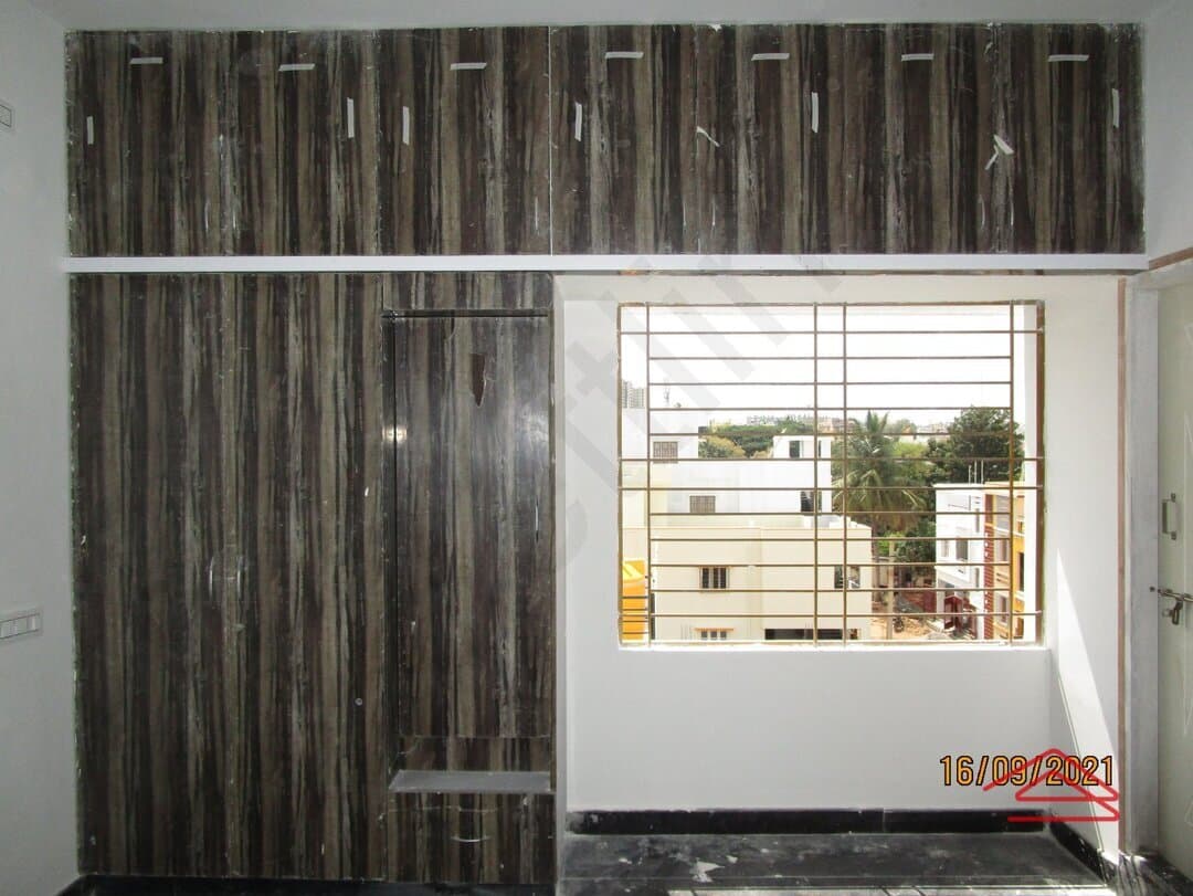 bedrooms-YtbH.jpg