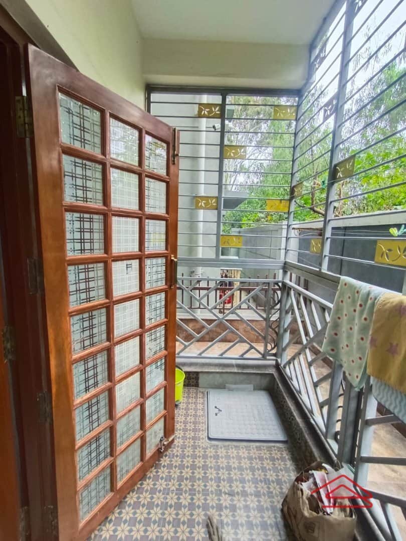 Sub Unit : balconies 1