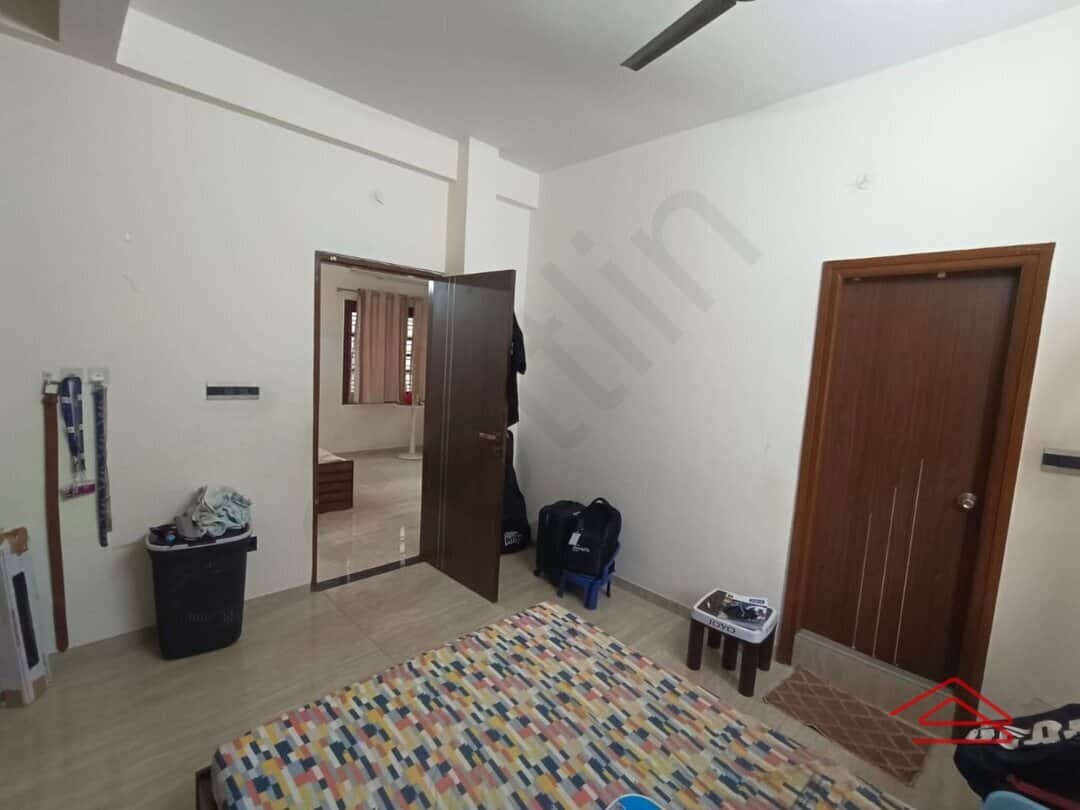 Sub Unit : bedrooms 1