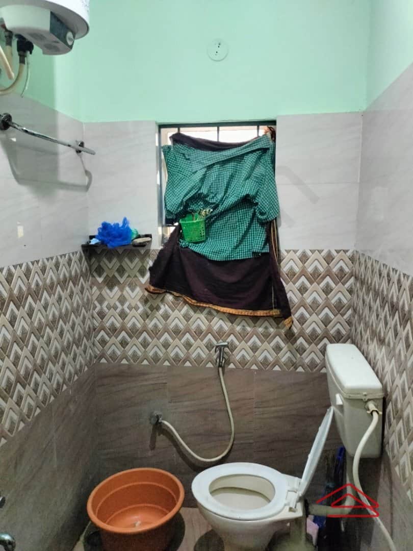 Sub Unit : bathrooms 1