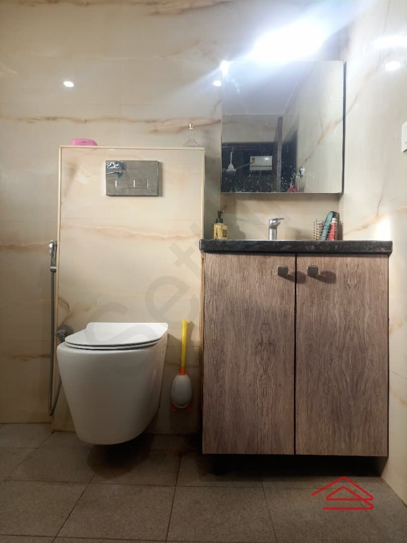 bathrooms 1