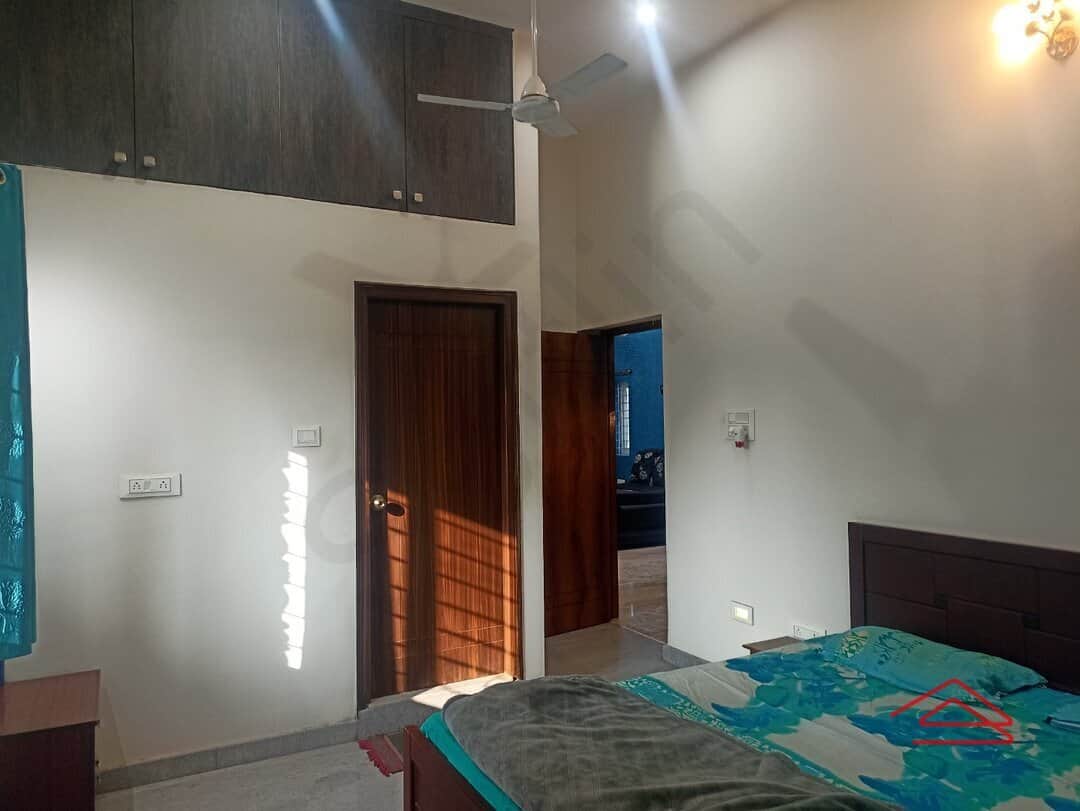 bedrooms 1