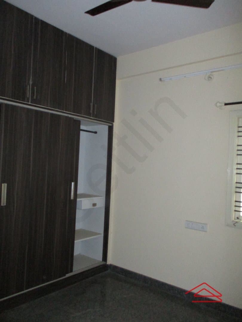 bedrooms-FyeY.jpg