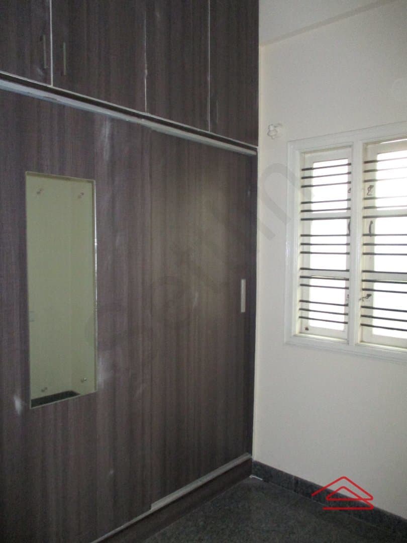 bedrooms-sGHJ.jpg