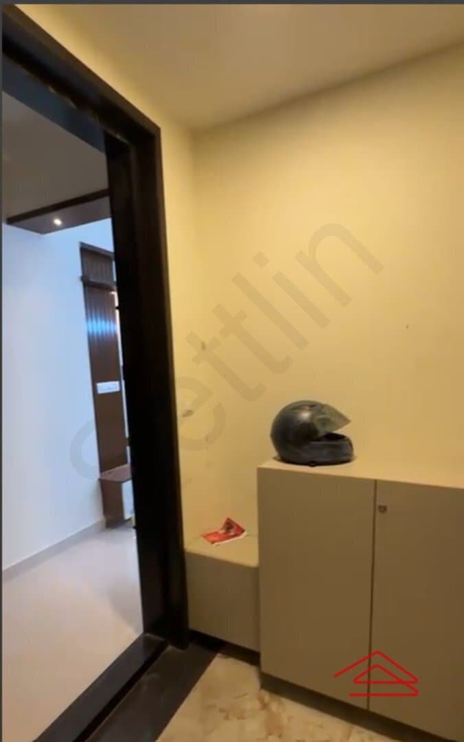 Hall 1