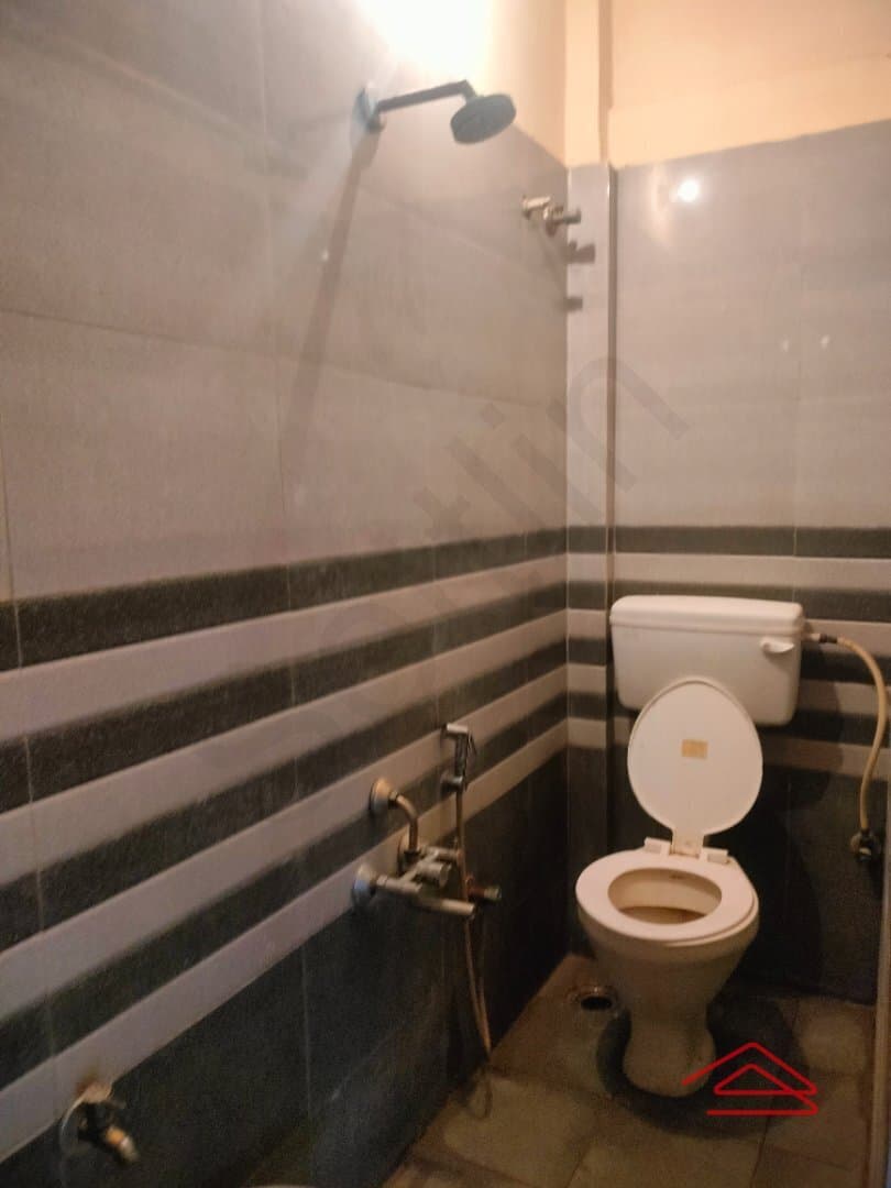 bathrooms-BHfW.jpg