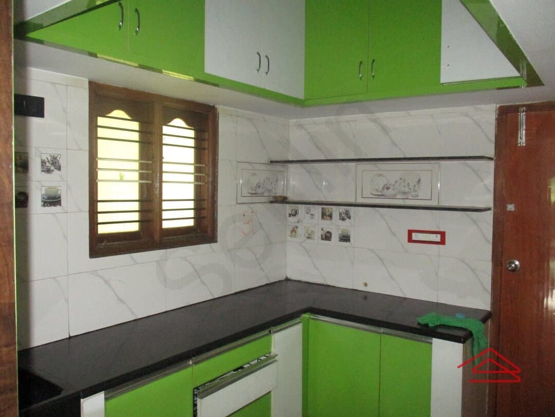 kitchens-yqbX.jpg