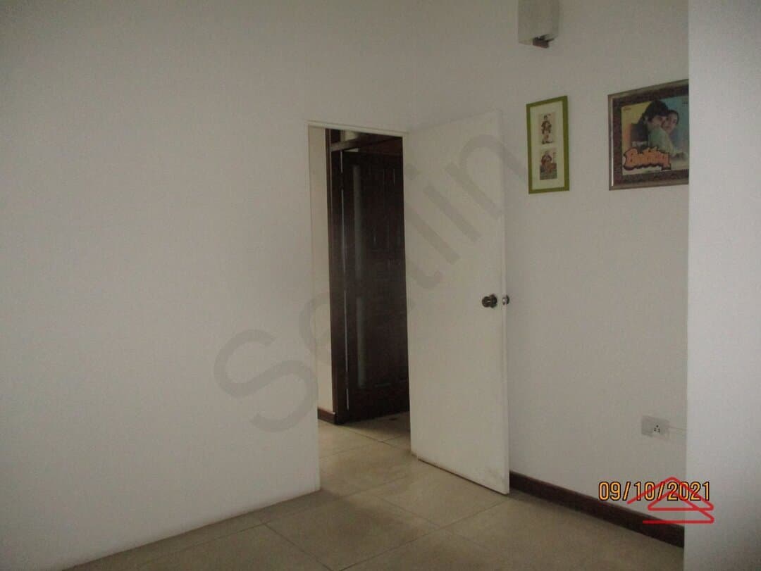 bedrooms-dkTJ.jpg