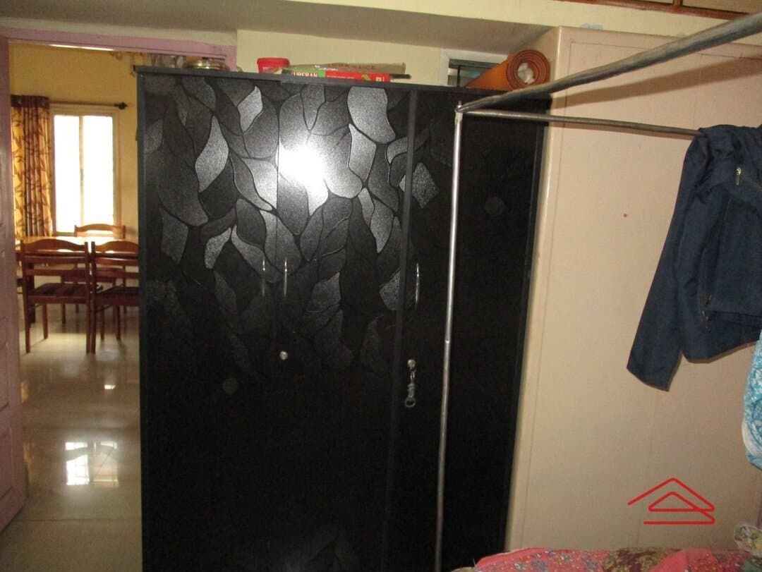 bedrooms-Av5M.jpg