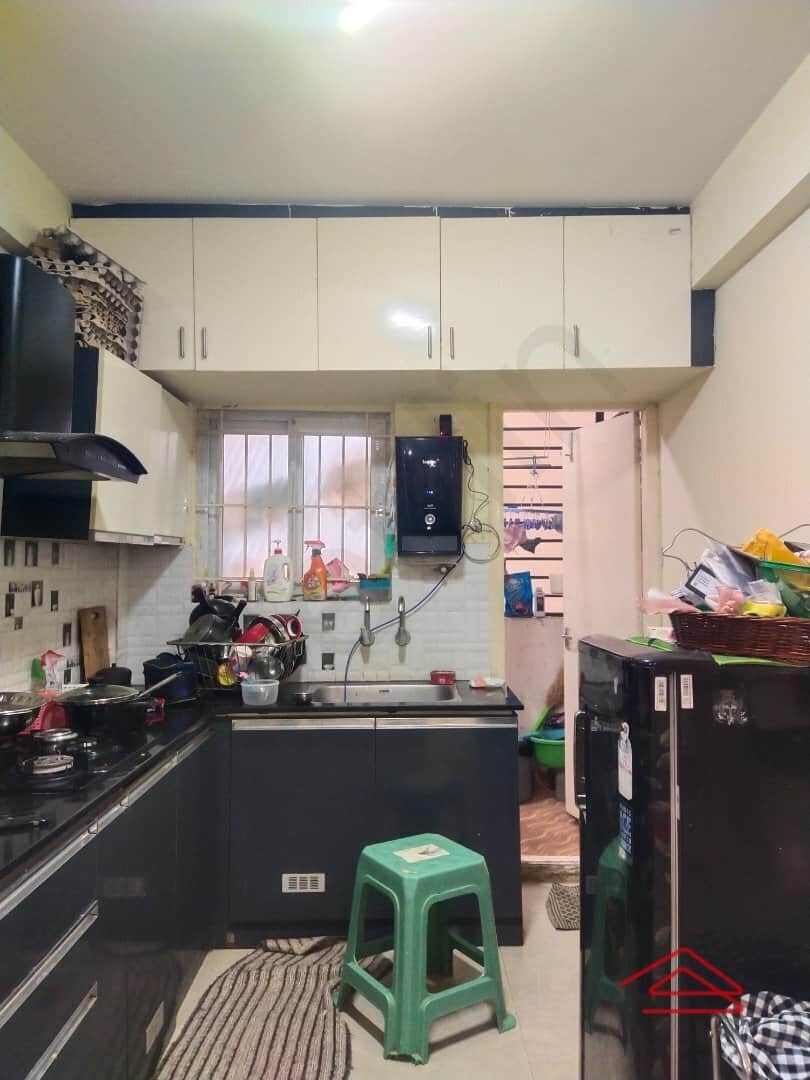 Kitchen 1