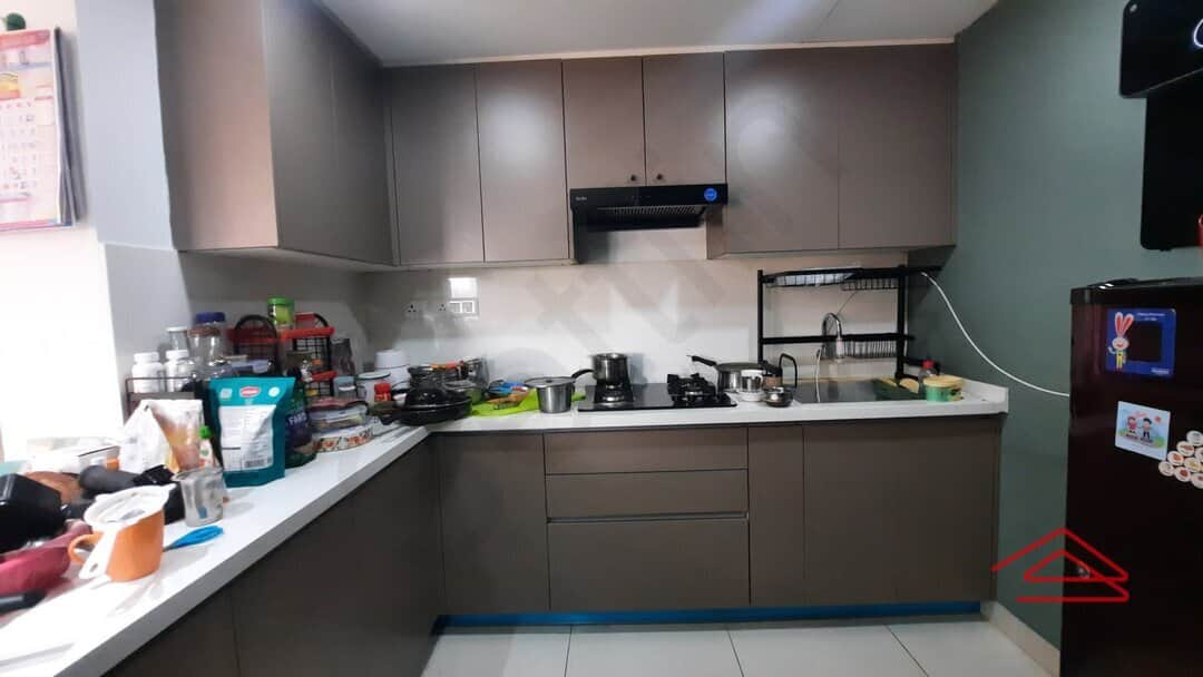 Kitchen 1